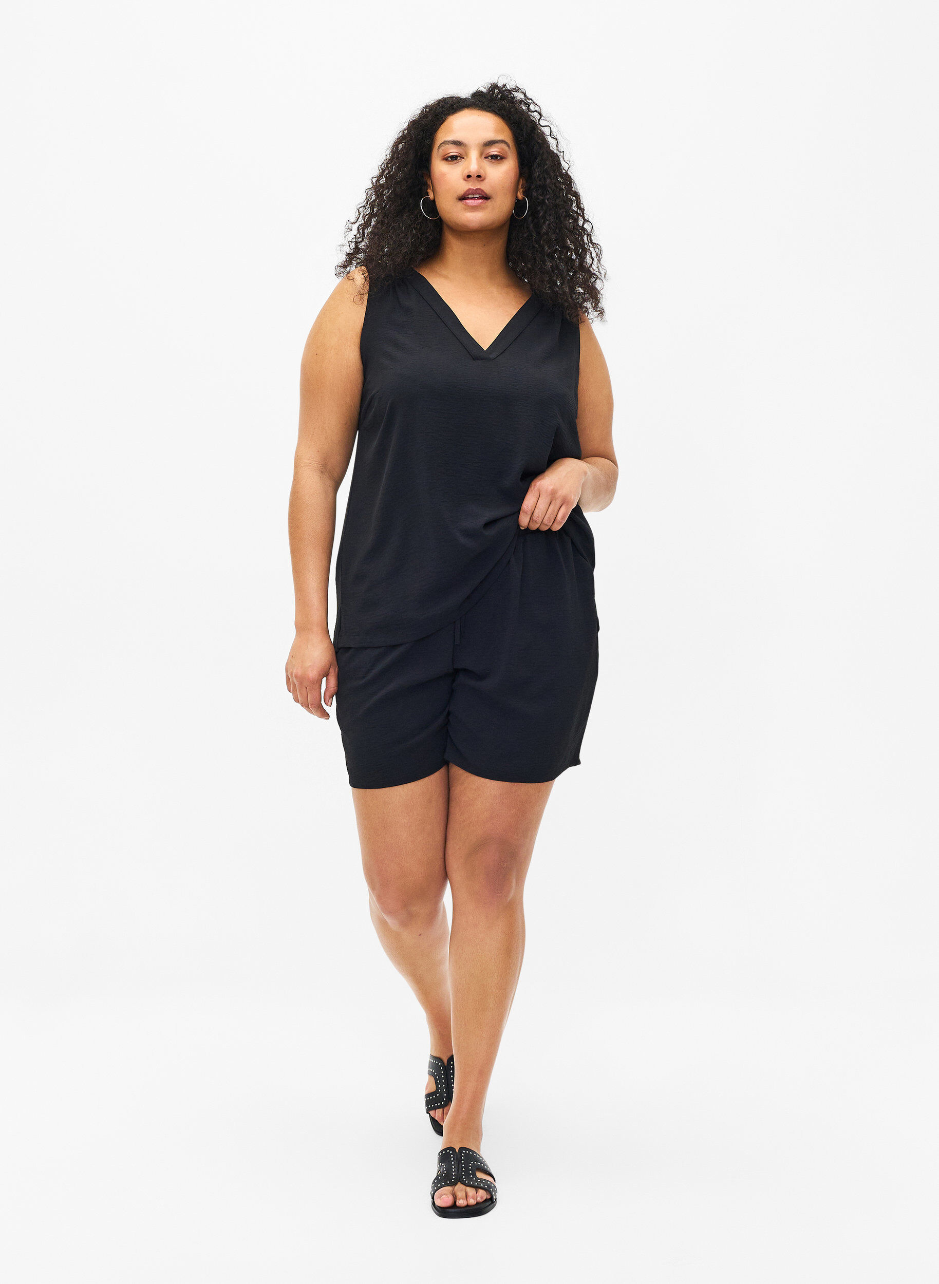 Zizzi &Auml;rml&ouml;s topp med rynkdetaljer, Svart, Model image number 1