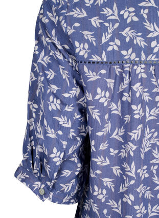 Kort viskosklänning med spetsdekor och A-linjeformad skärning, M. Blue Flower AOP, Packshot image number 3