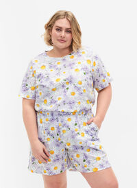 Löst sittande pyjamashorts med tryck, Lavender Blue AOP, Model
