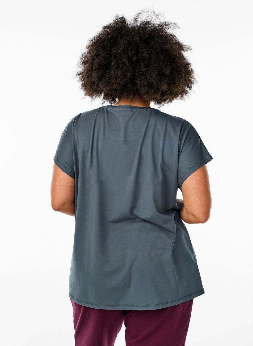 Enfärgad tränings-T-shirt, Grön, Model image number 2