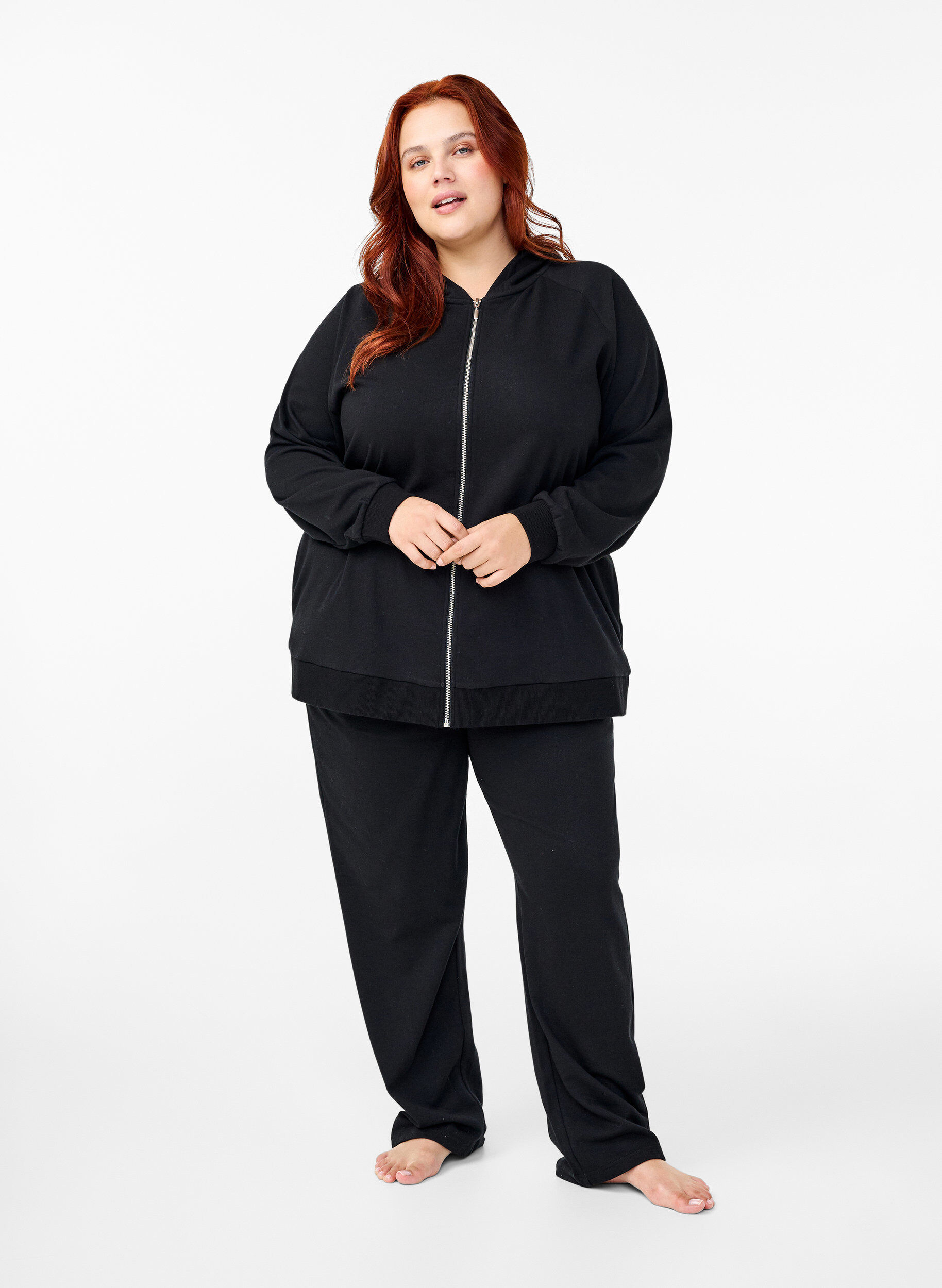 ZizziKofta i sweatshirt material med huva och fickor, Svart, Model image number 1