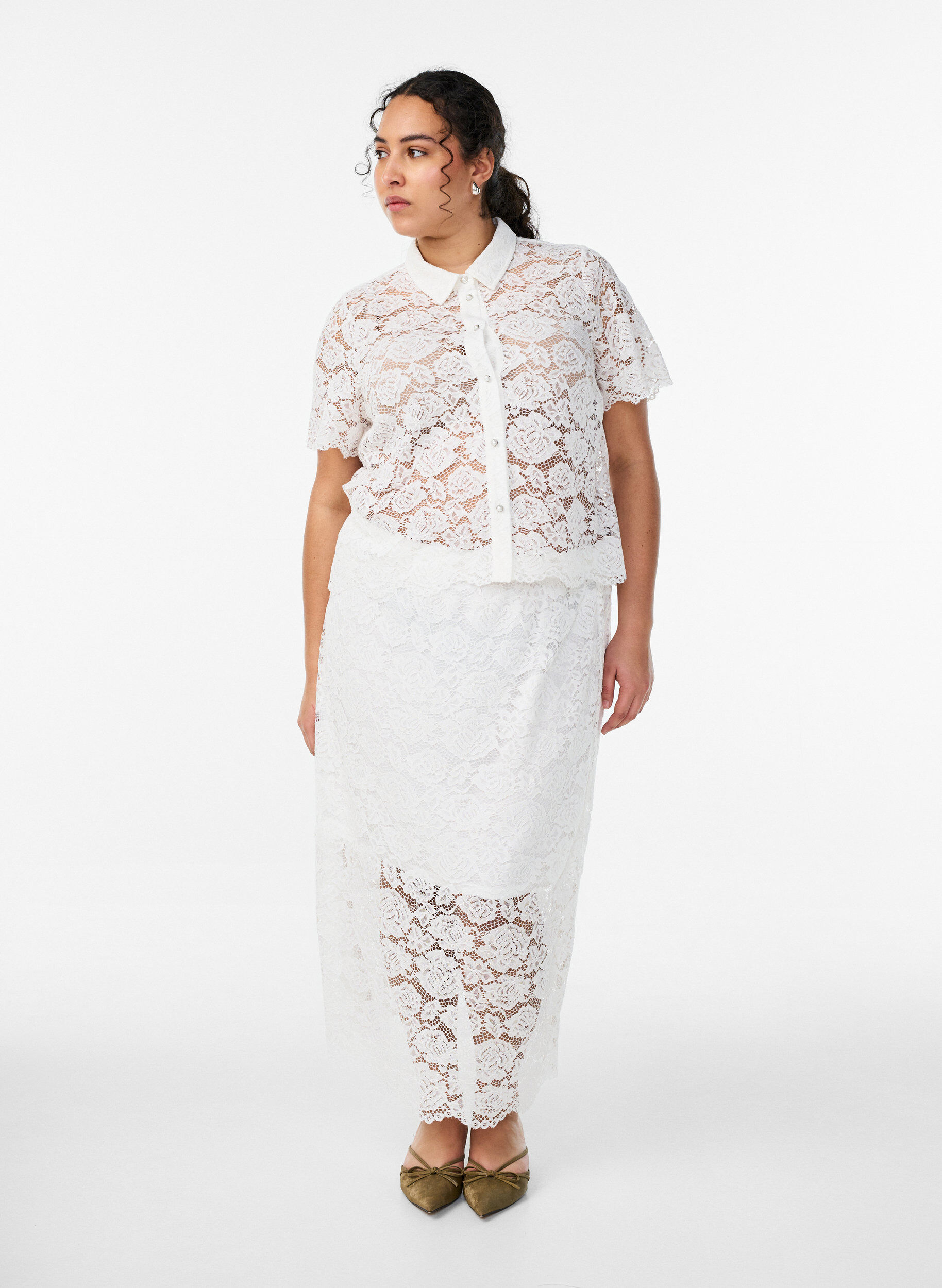 Zizzi Midikjol i spets med res&aring;r i midjan, Vit, Model image number 1