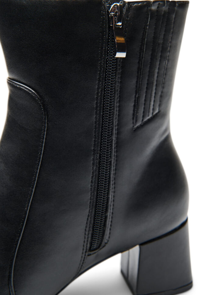 Wide fit - Ankelboots med blockklack, Svart, Packshot image number 4
