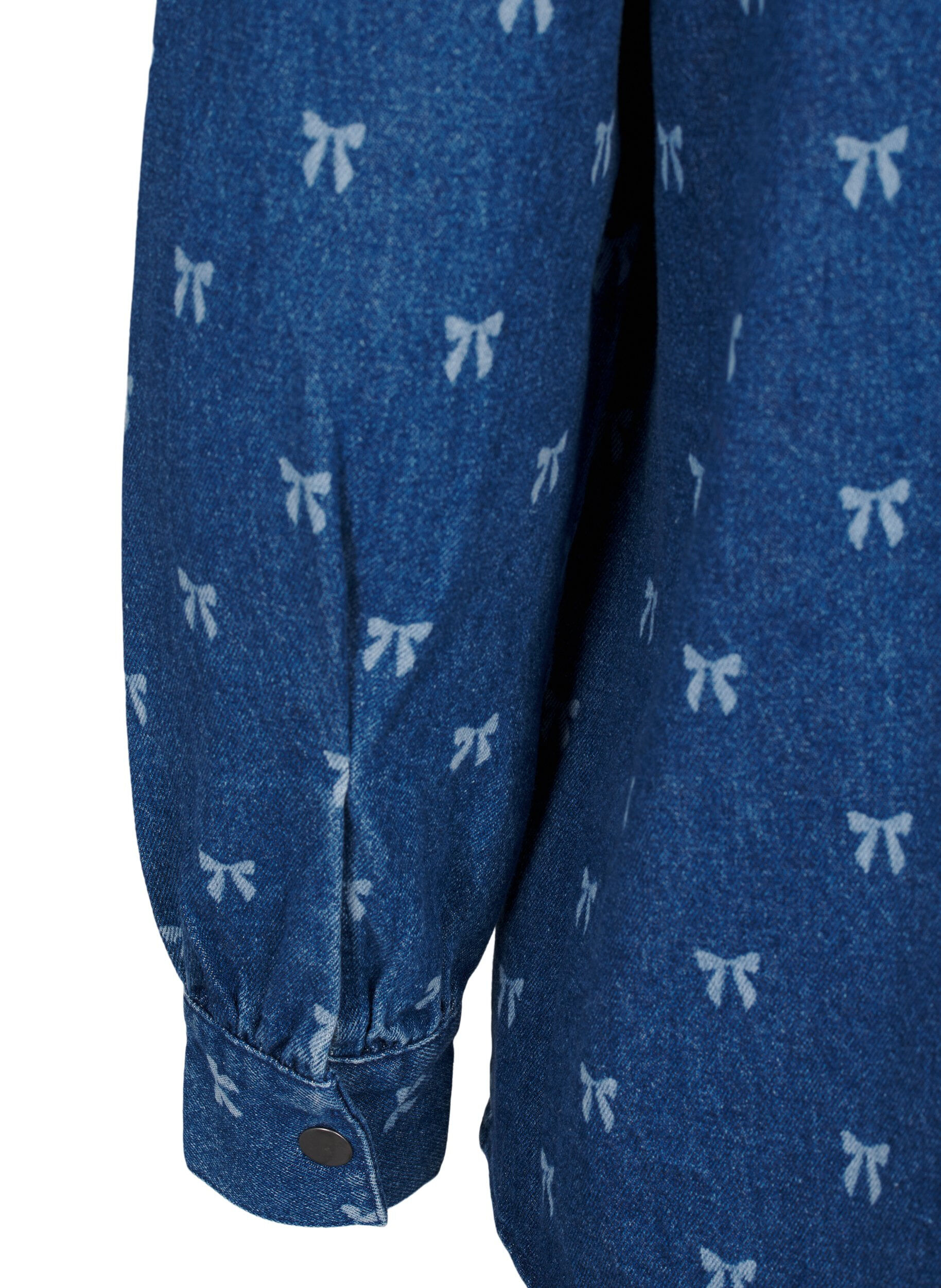 Zizzi Skjorta med rosett i denim, Denim Blue W. Wh.Bow, Packshot image number 3