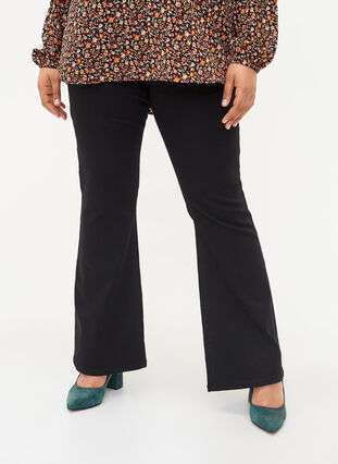 Ellen jeans med bootcut och hög midja, Black, Model image number 2