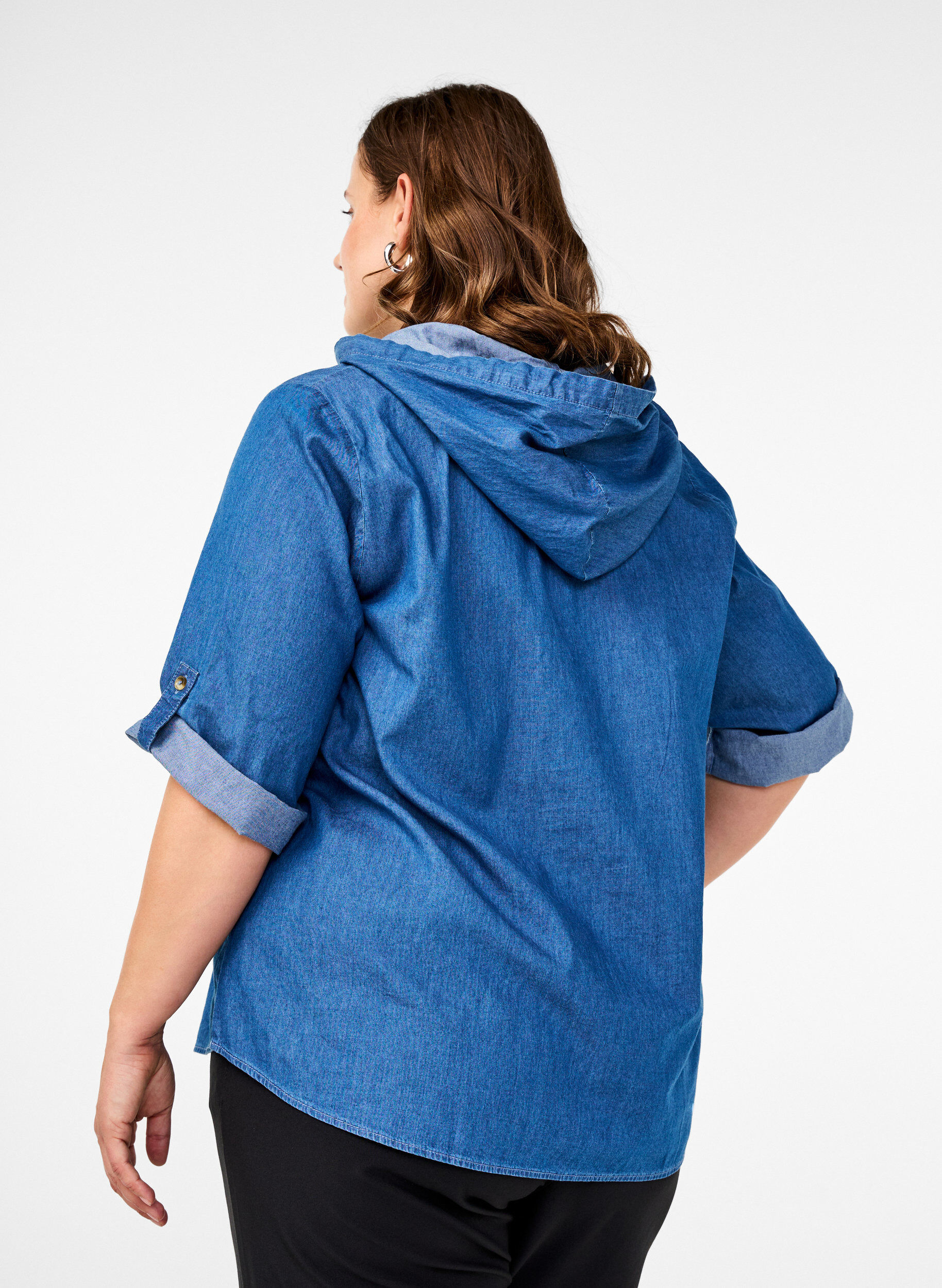 Zizzi Denimblus med huva, Medium Blue Denim, Model image number 1