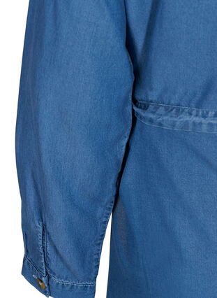 Kort omlottklänning i lyocell, Mid blue denim, Packshot image number 3