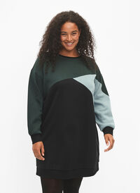 Lång sweatshirt med blockfärger, Scarab Color Block, Model