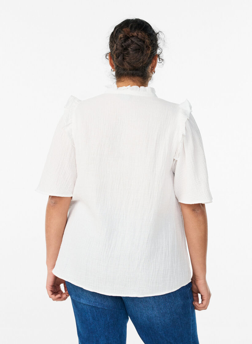 Blus i bomullsmuslin med broderie anglaise och 1/2-&auml;rm, Vit, Model image number 2