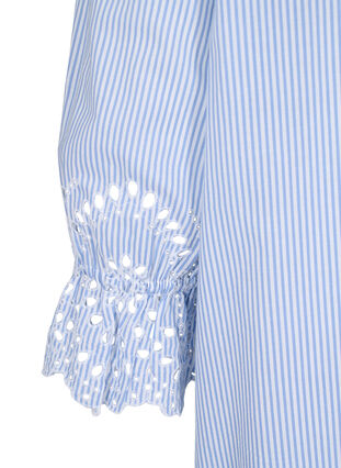 Randig bomullsklänning med broderi anglaise, Blue Stripe, Packshot image number 3
