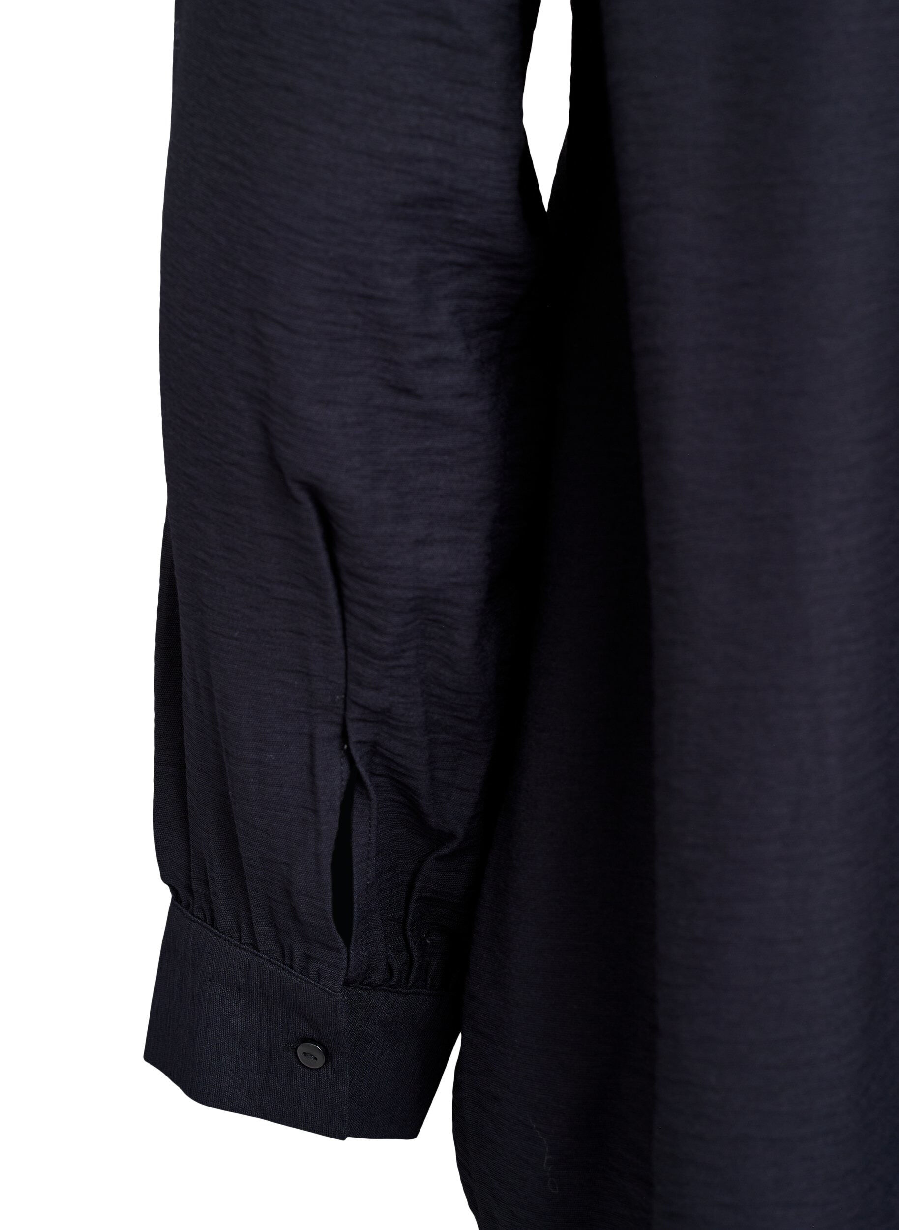 Zizzi Viskosblus med a-linjeformad passform, Svart, Packshot image number 3