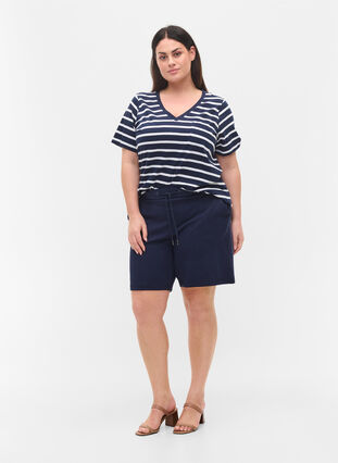 Lösa shorts med dragsko och fickor, Navy Blazer, Model image number 0