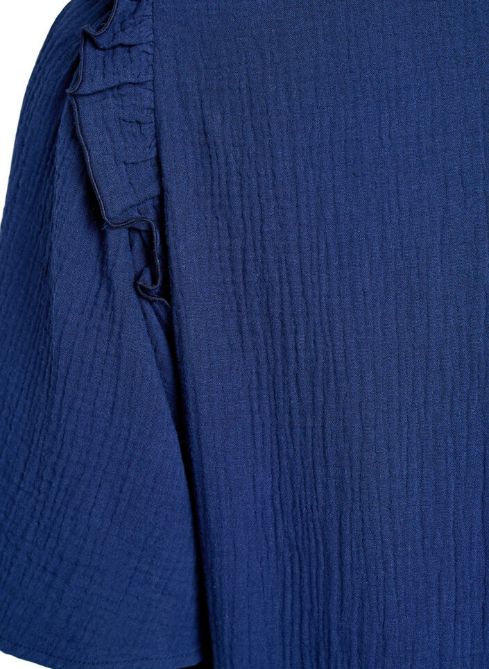 Blus i bomullsmuslin med broderie anglaise och 1/2-&auml;rm, Bl&aring;, Packshot image number 3