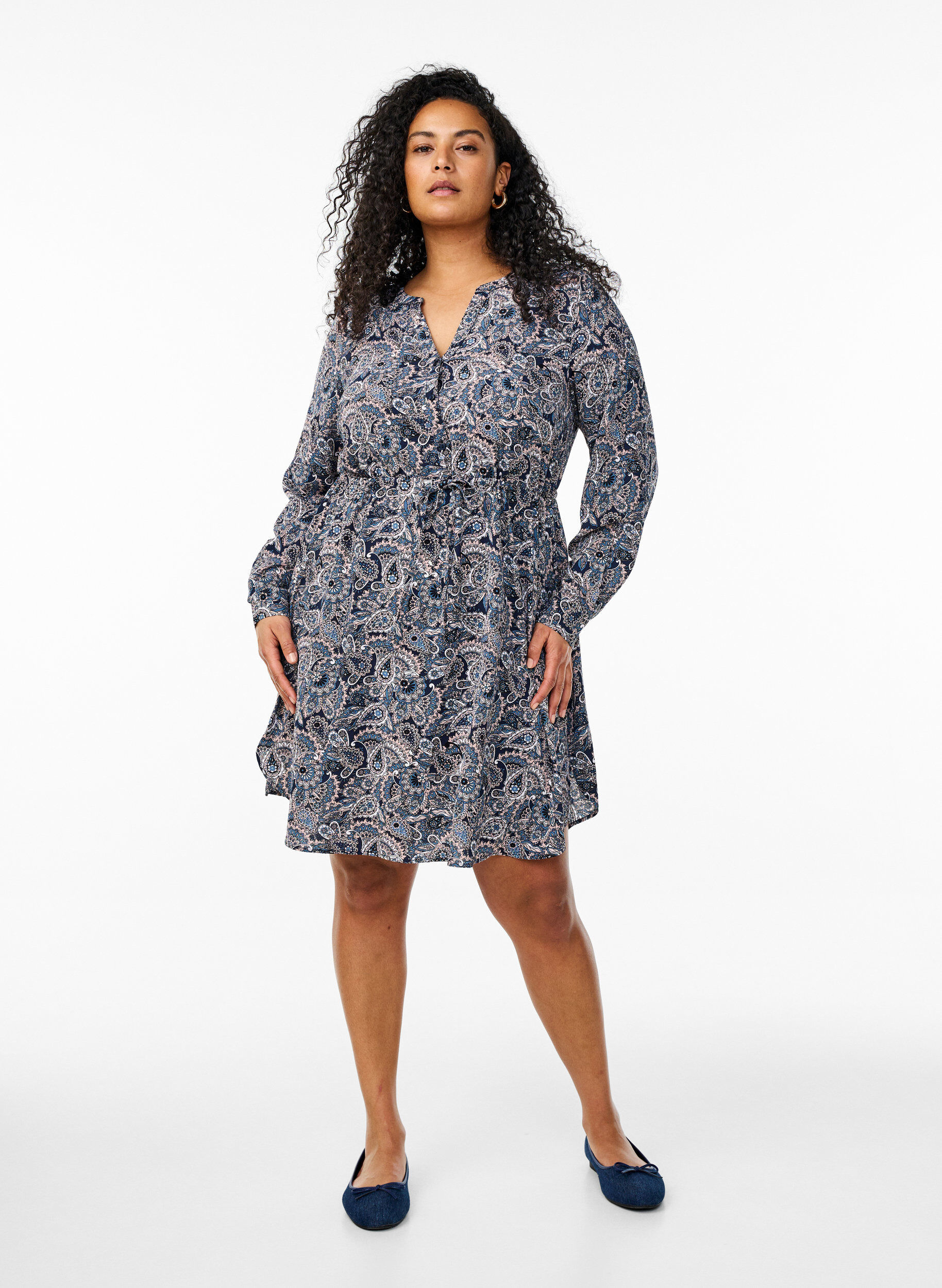 Zizzi Kn&auml;l&aring;ng kl&auml;nning med knytsk&auml;rp, Beige, Model image number 1