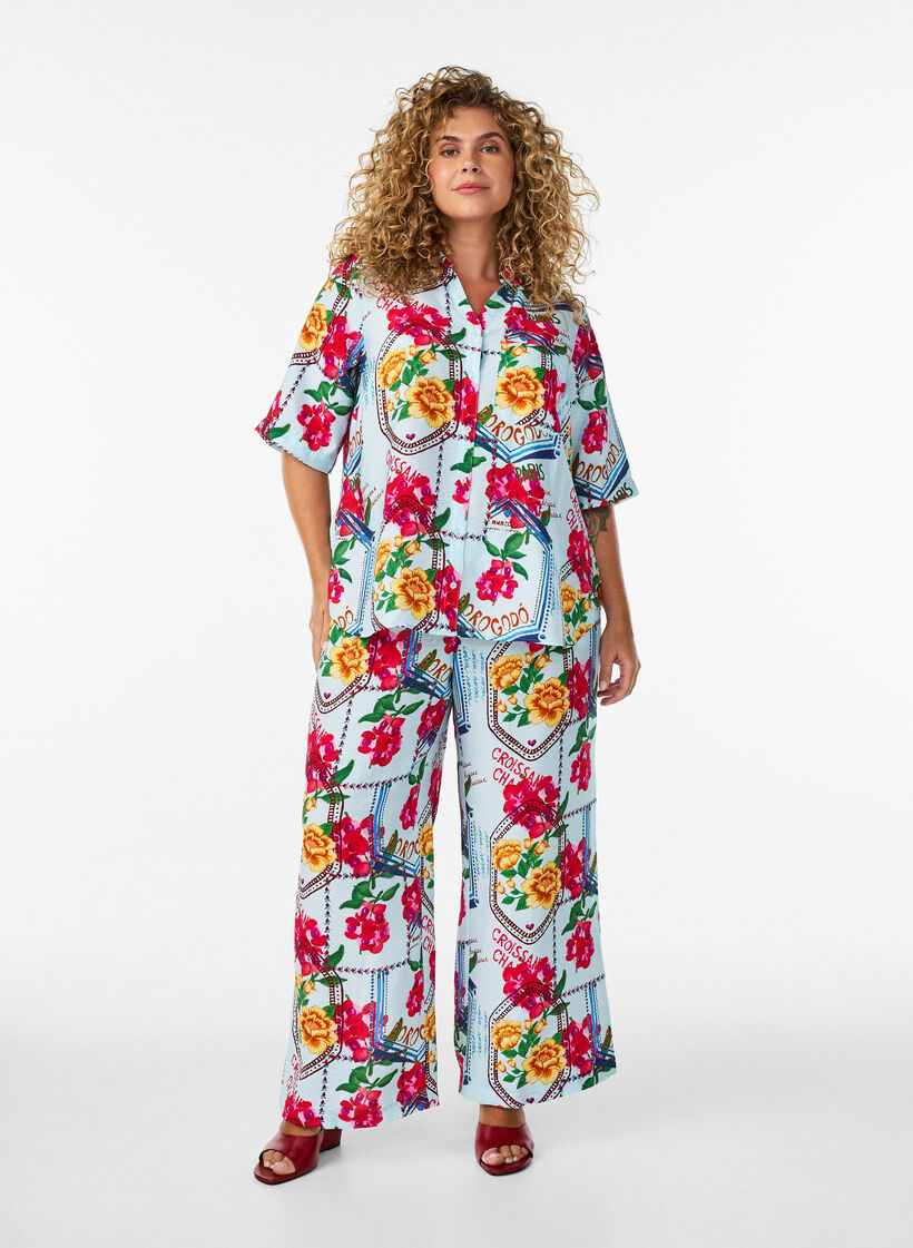 Skjortblus med armb&aring;gsl&aring;nga &auml;rmar och f&auml;rgglatt m&ouml;nster, Bl&aring;, Model image number 1