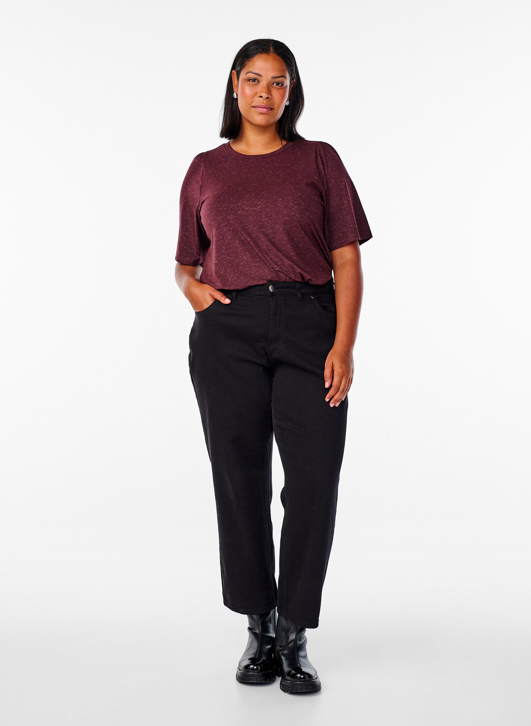 Zizzi T-shirt med glitter och korta puff&auml;rmar, M&ouml;rk Bordeaux, Model image number 1