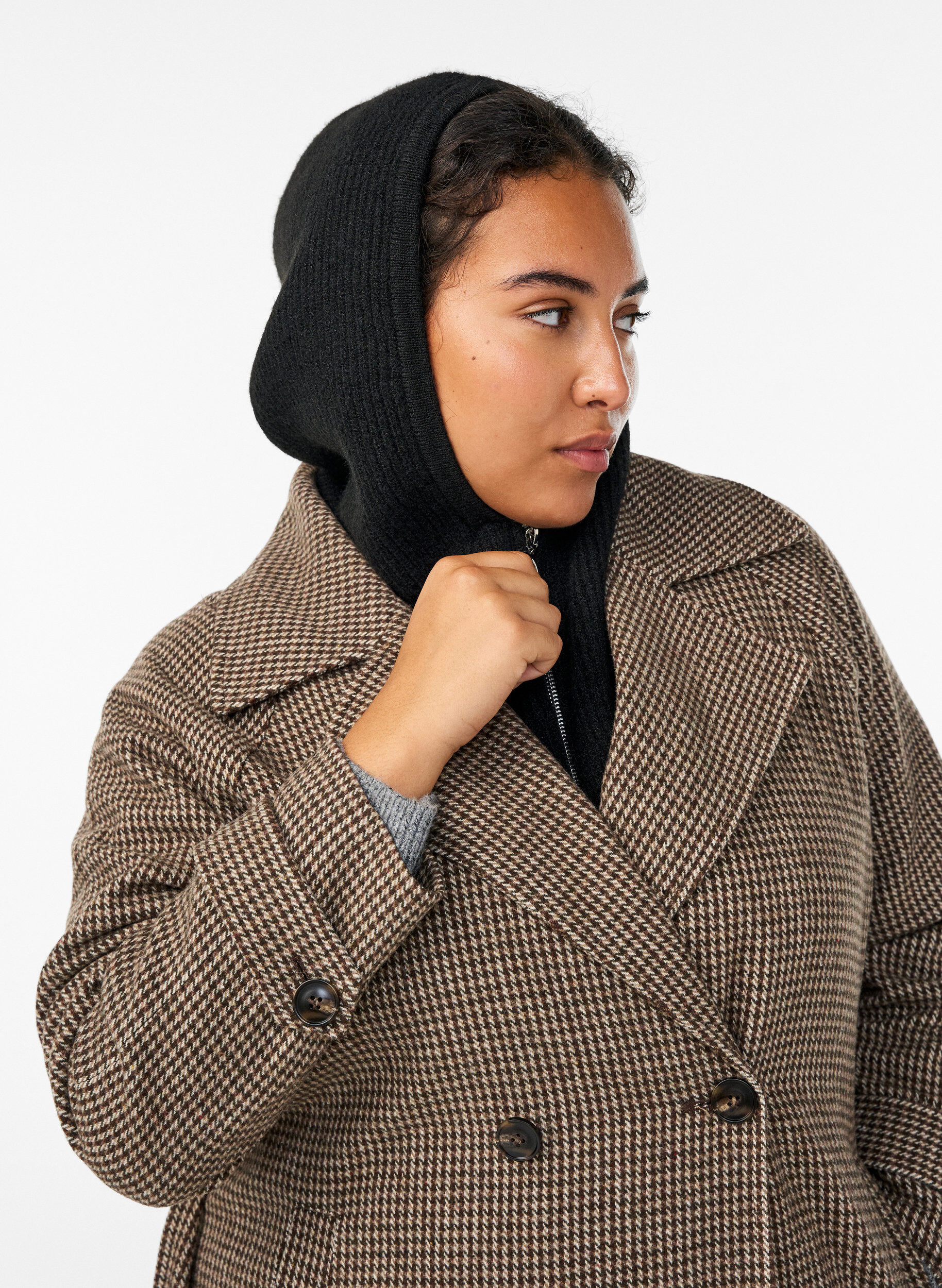 Zizzi Ribbstickad balaclava med dragkedja, Svart, Model image number 1