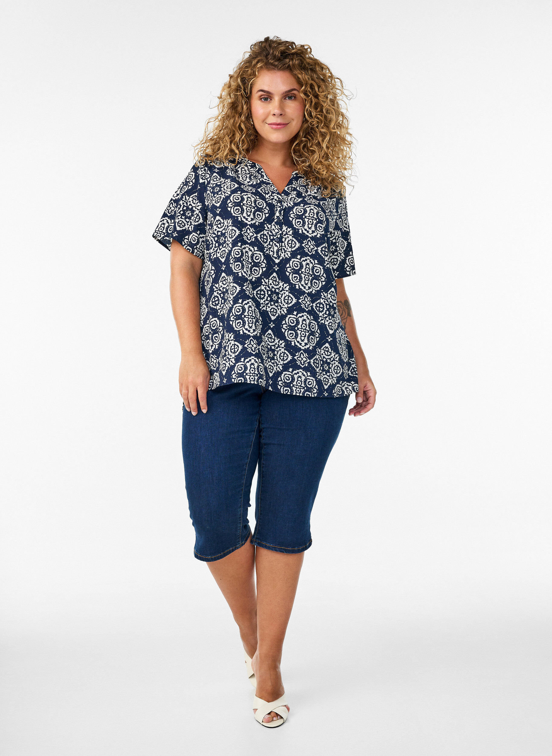 ZizziV-ringad blus med korta &auml;rmar, Bl&aring;, Model image number 1