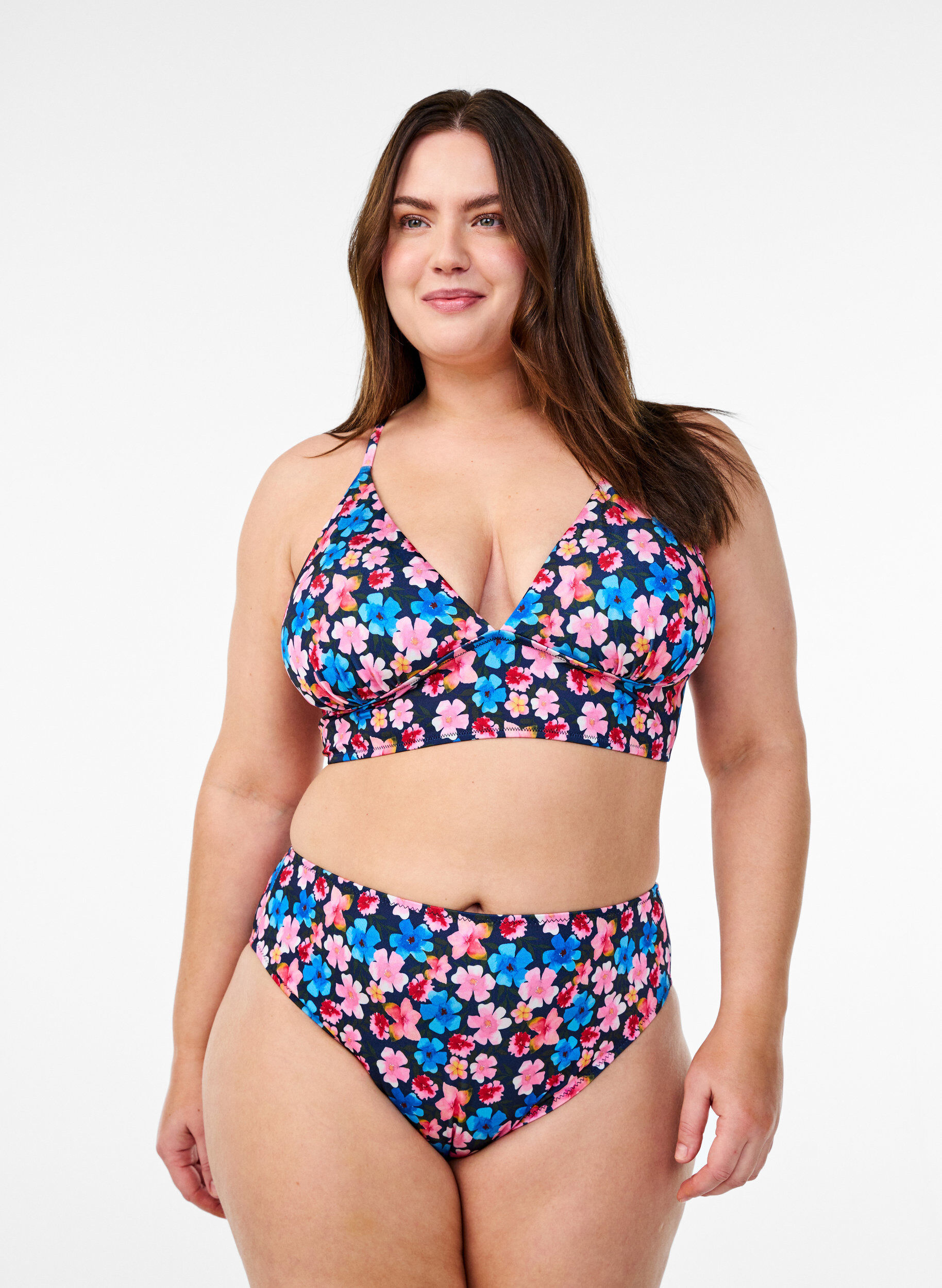 Zizzi Bikinitopp med blommigt tryck och knytning i ryggen, Rosa, Model image number 1