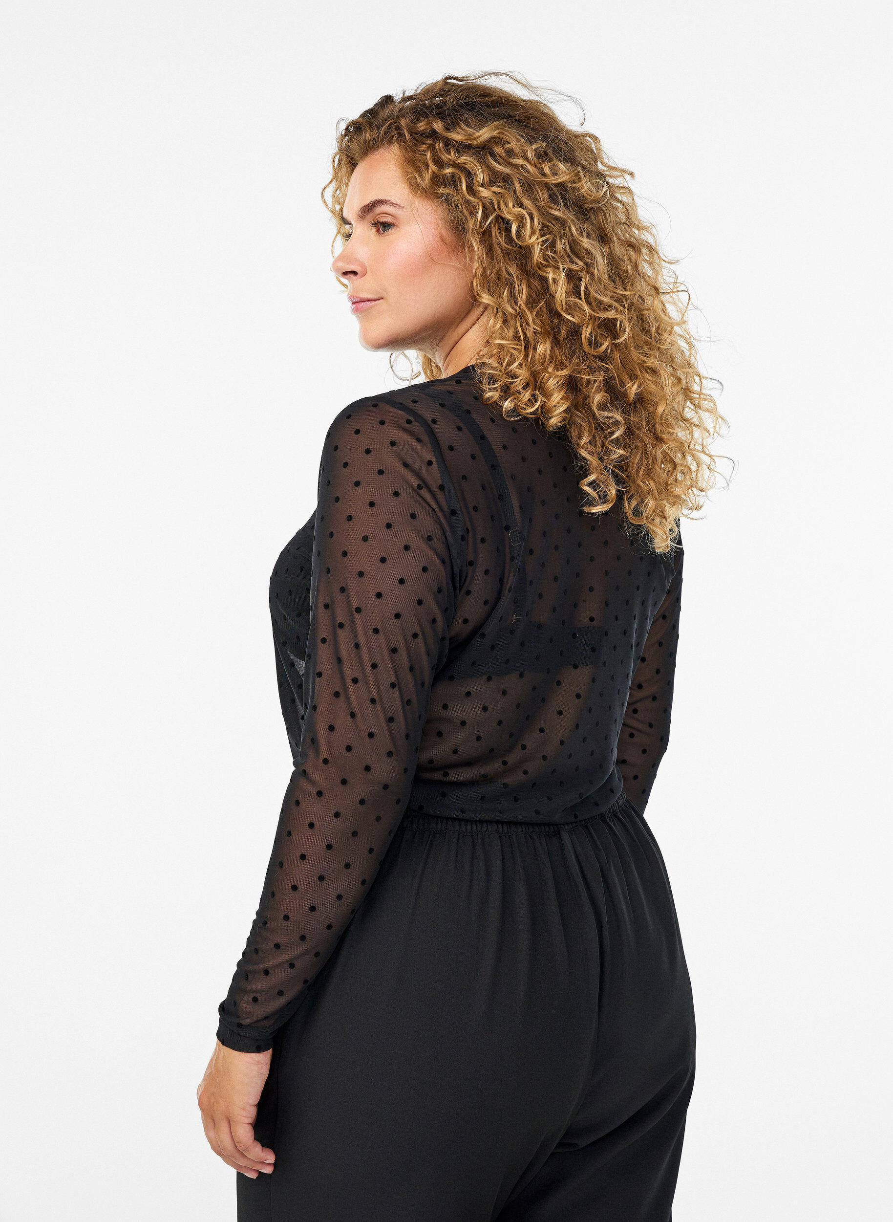 Zizzi Blus i mesh med prickar, Svart, Model image number 2