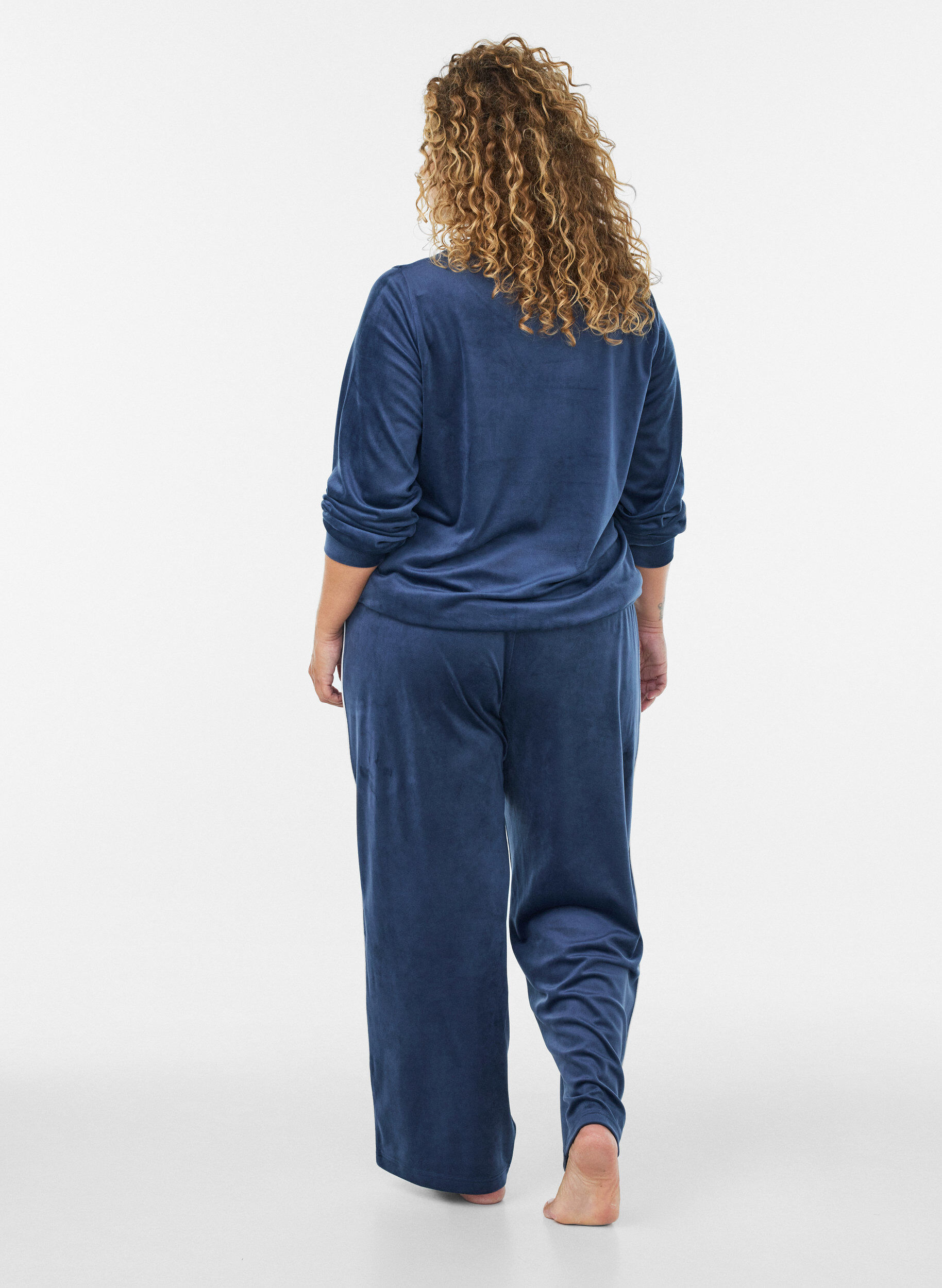 ZizziBlus i velour med broderad text, Bl&aring;, Model image number 2