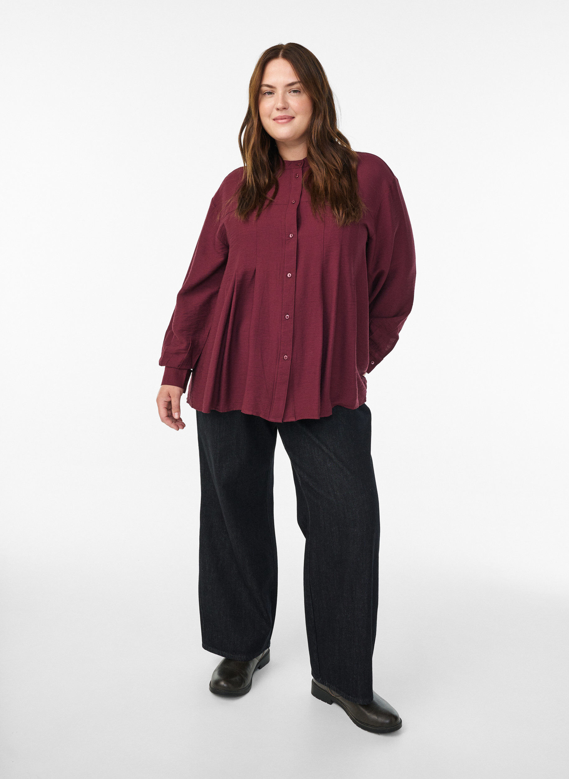 Zizzi Viskosblus med a-linjeformad passform, R&ouml;d, Model image number 1