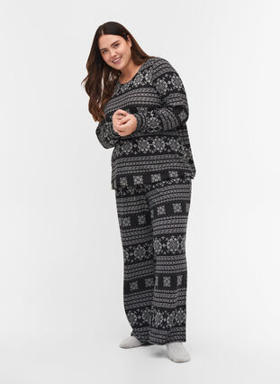 Mönstrad pyjamastopp med långa ärmar, Black AOP, Model image number 2