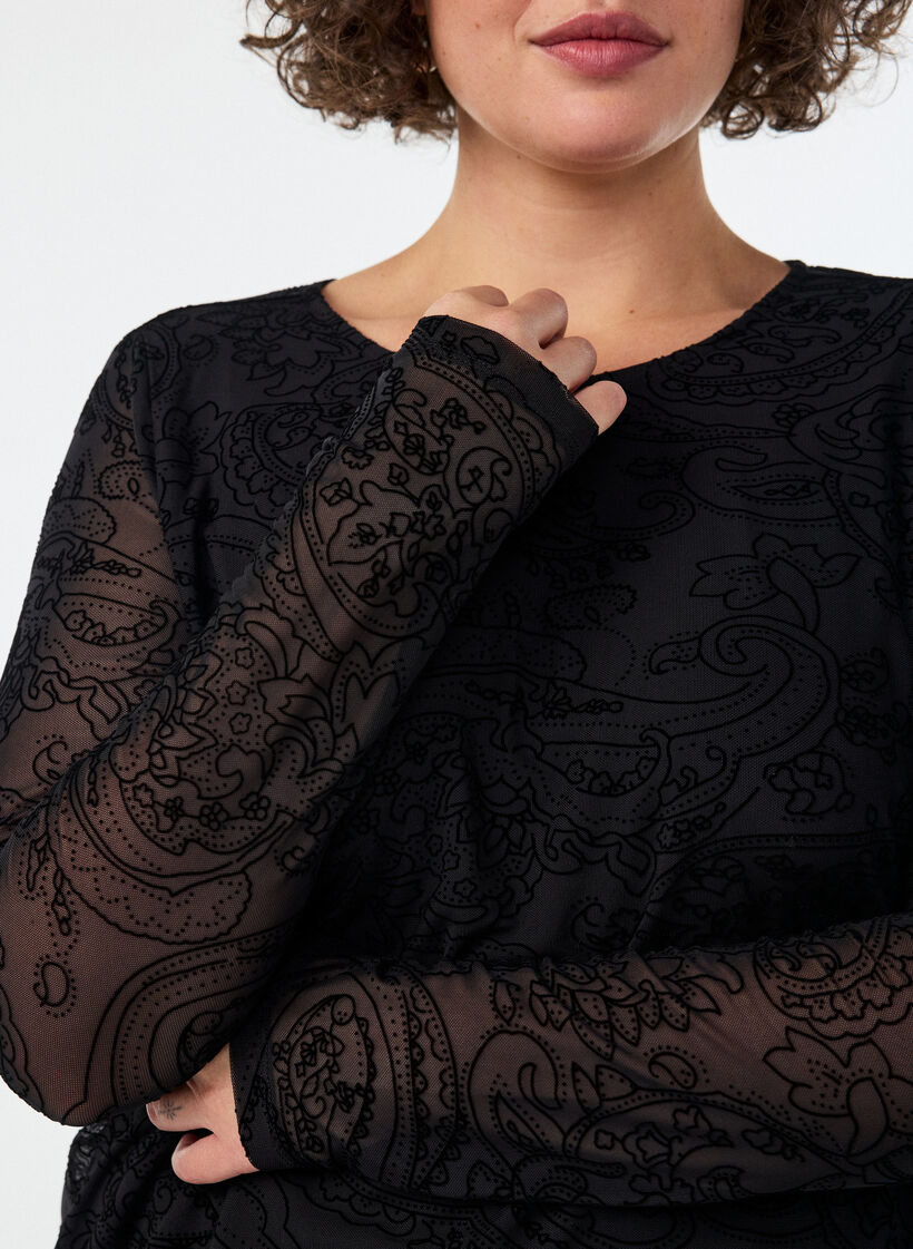 Blus i mesh med paisleym&ouml;nster och asymmetrisk nederkant, Svart, Model image number 3