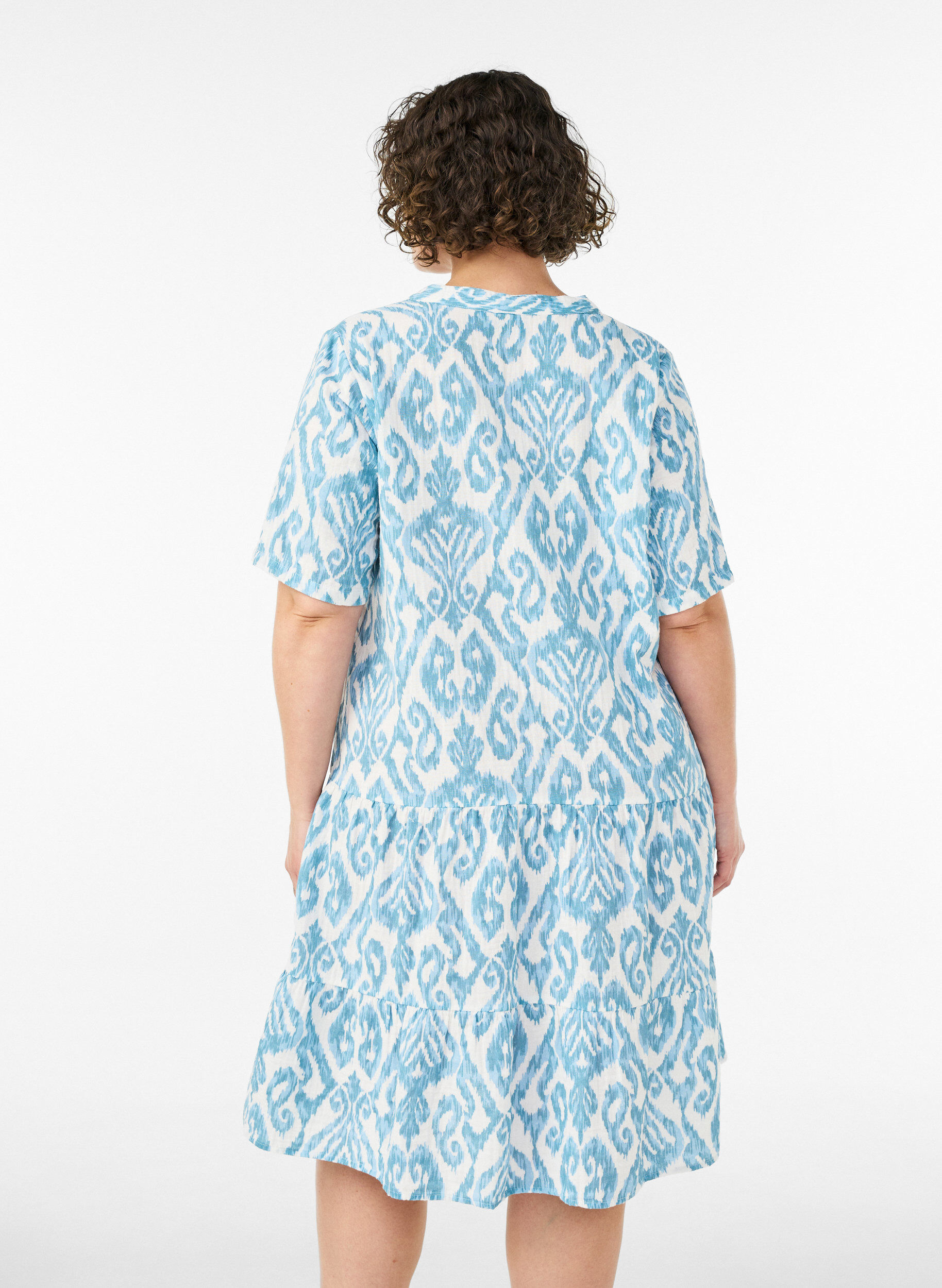 ZizziKort a-linjeformad kl&auml;nning i bomullsmuslin, Vanilla, Model image number 2