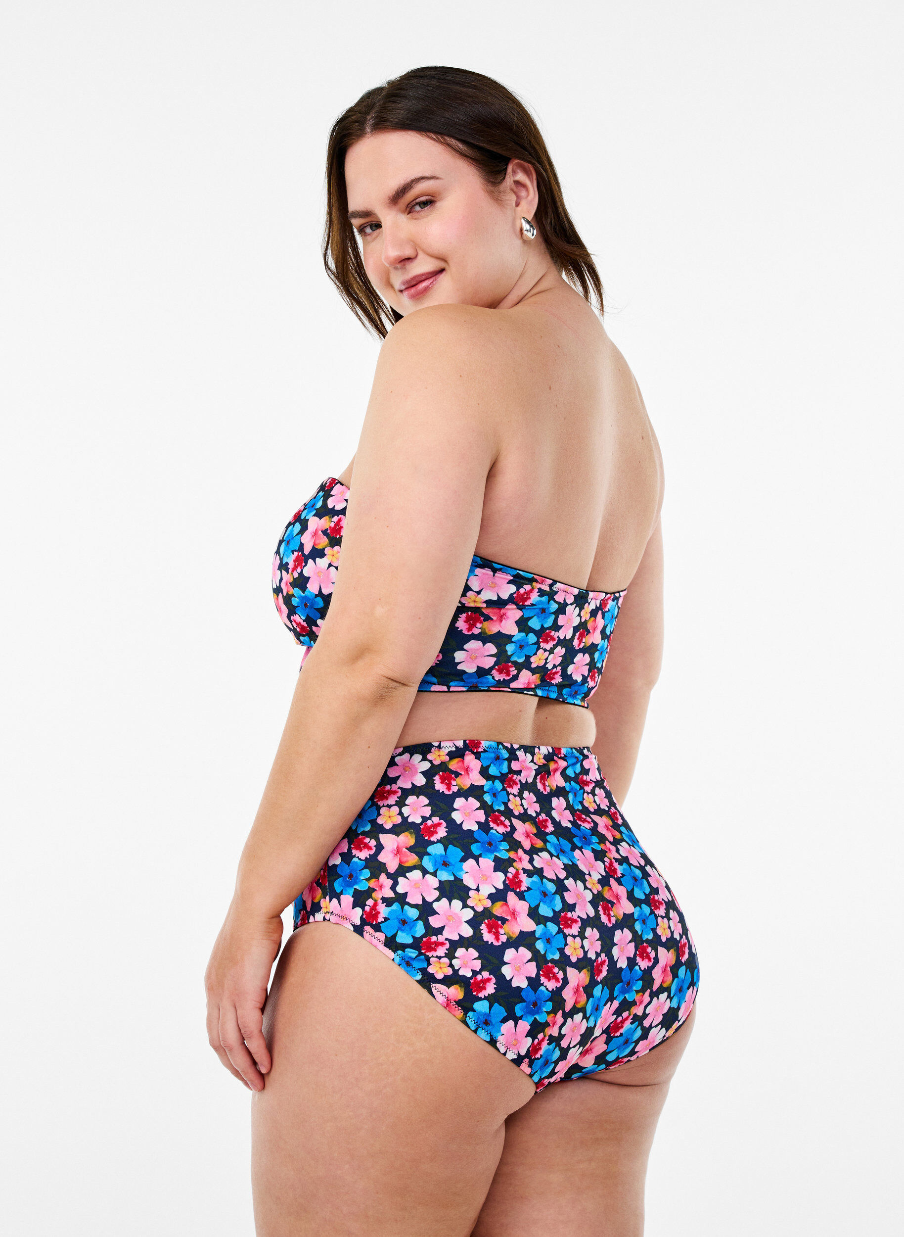 Zizzi Leopardm&ouml;nstrad bandeau-bikinitopp, Rosa, Model image number 2