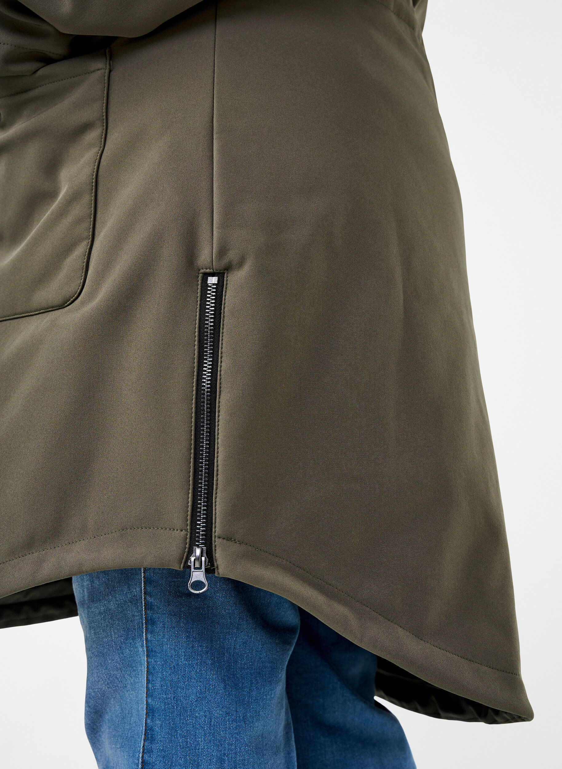 Zizzi Vattenavvisande softshelljacka med quiltat foder, Gr&ouml;n, Model image number 3