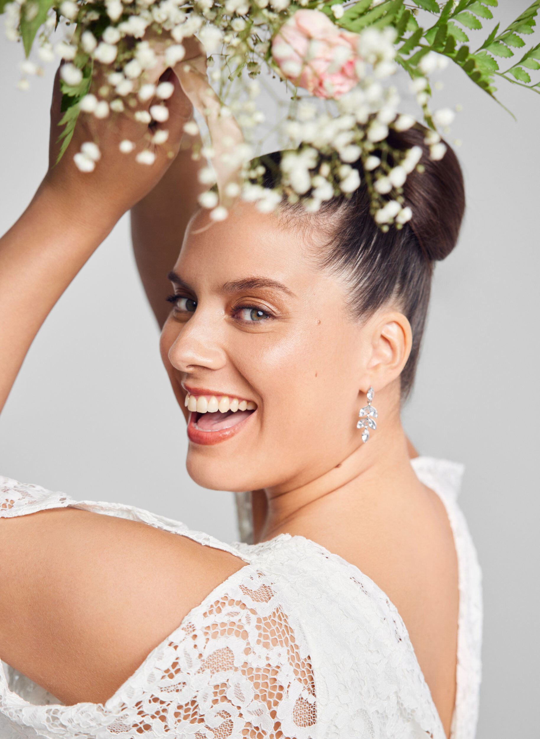 Zizzi Brudkl&auml;nning i spets med slits, Star White, Image image number 1