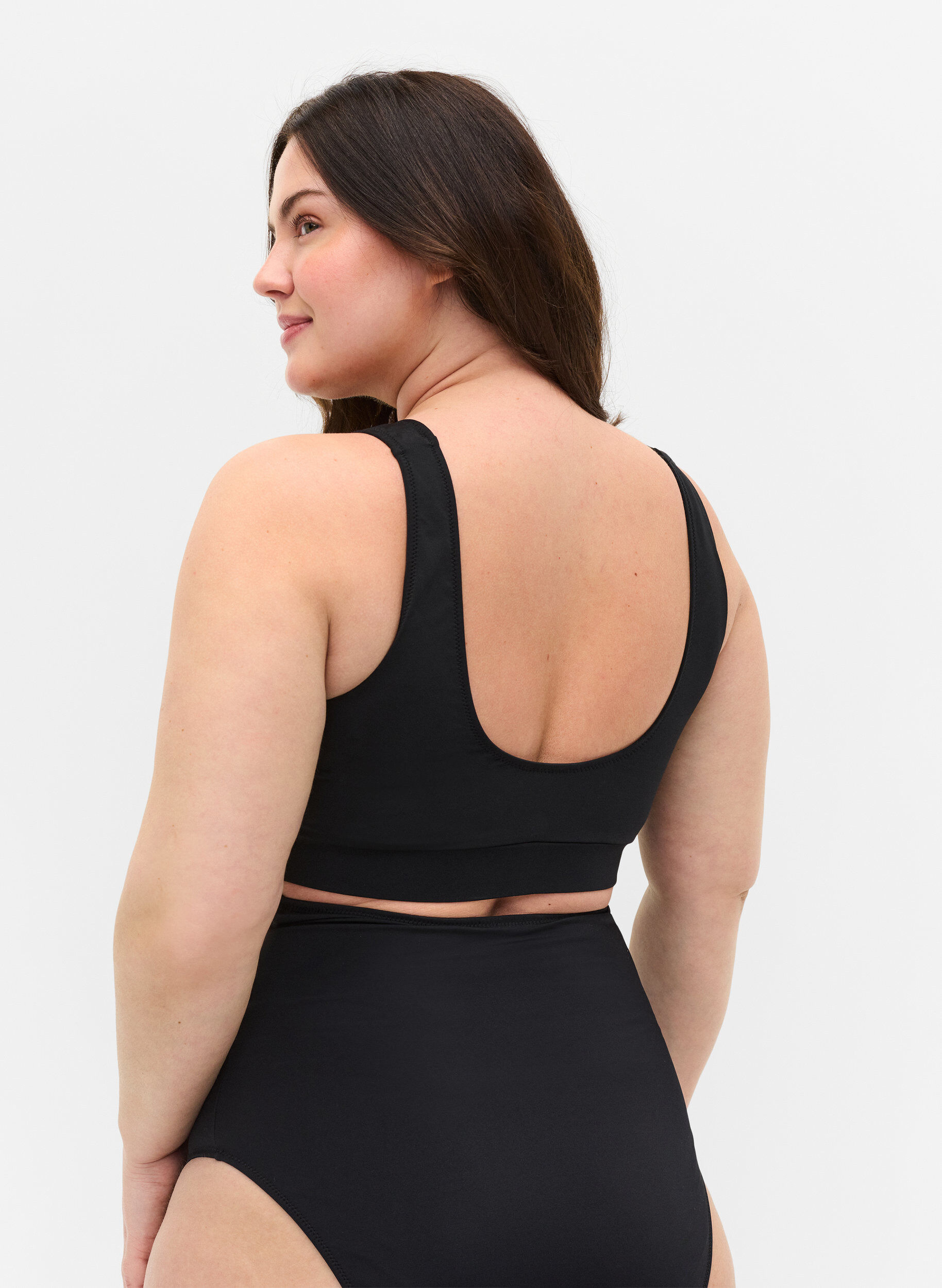 Zizzi Bikinitop med rund halsringning , Black, Model image number 1