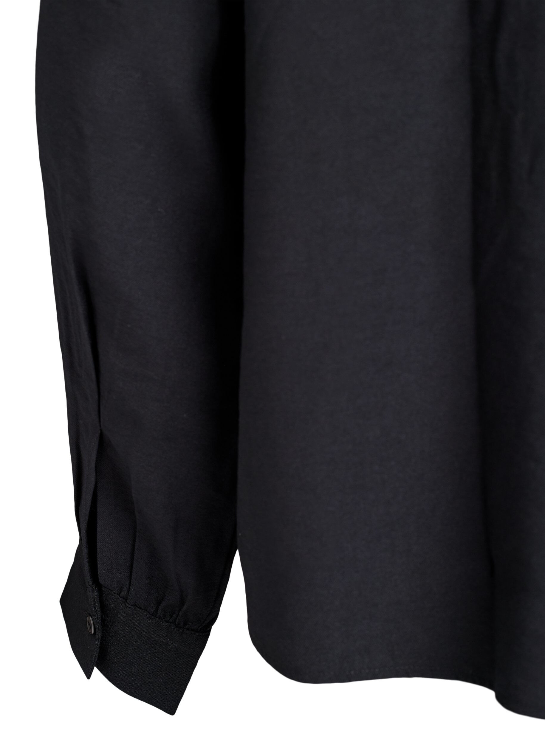 Zizzi Skjortblus med knappdetalj baktill, Svart, Packshot image number 3