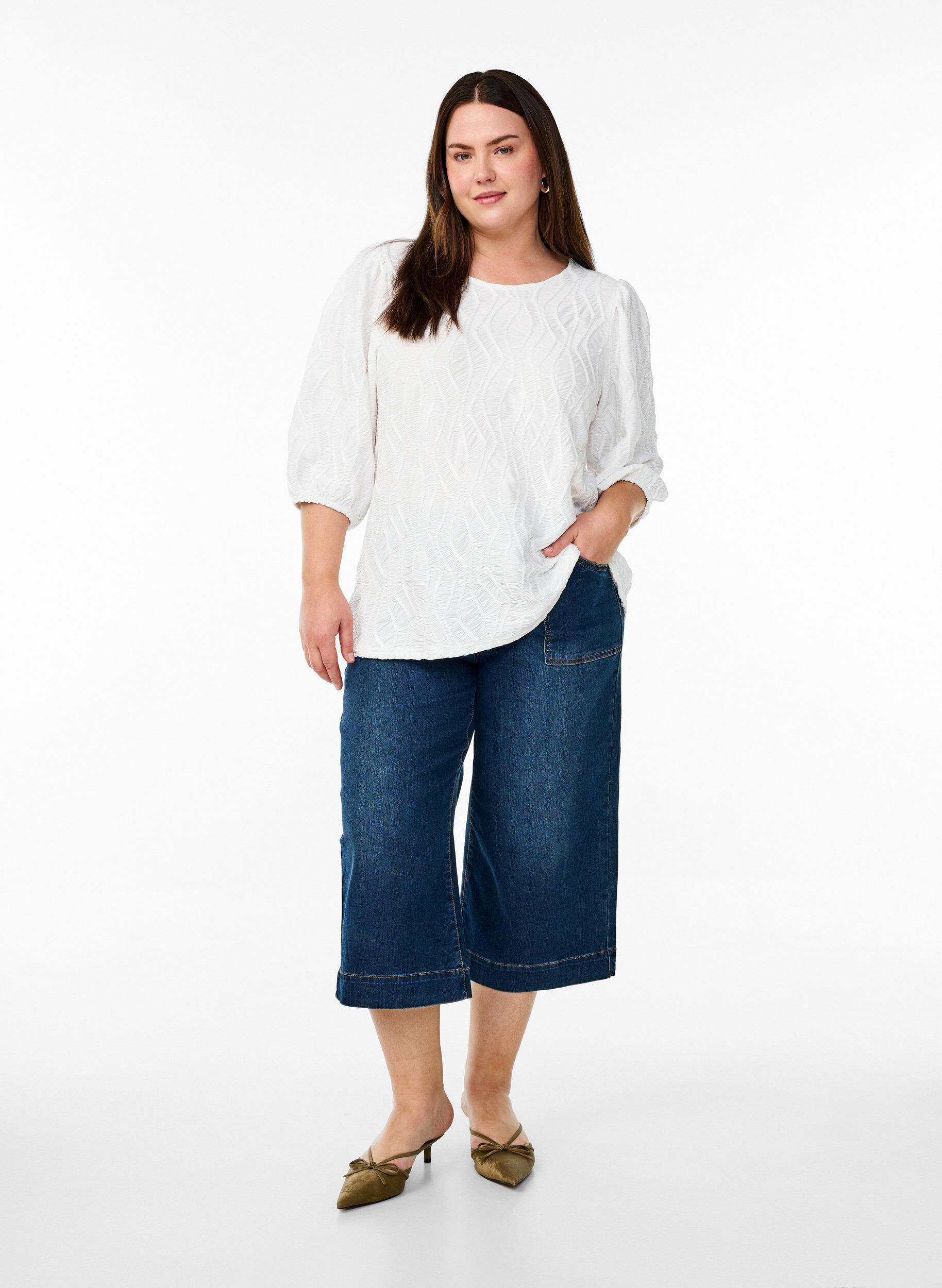 ZizziBlus med struktur och 3/4-&auml;rmar, Vit, Model image number 1