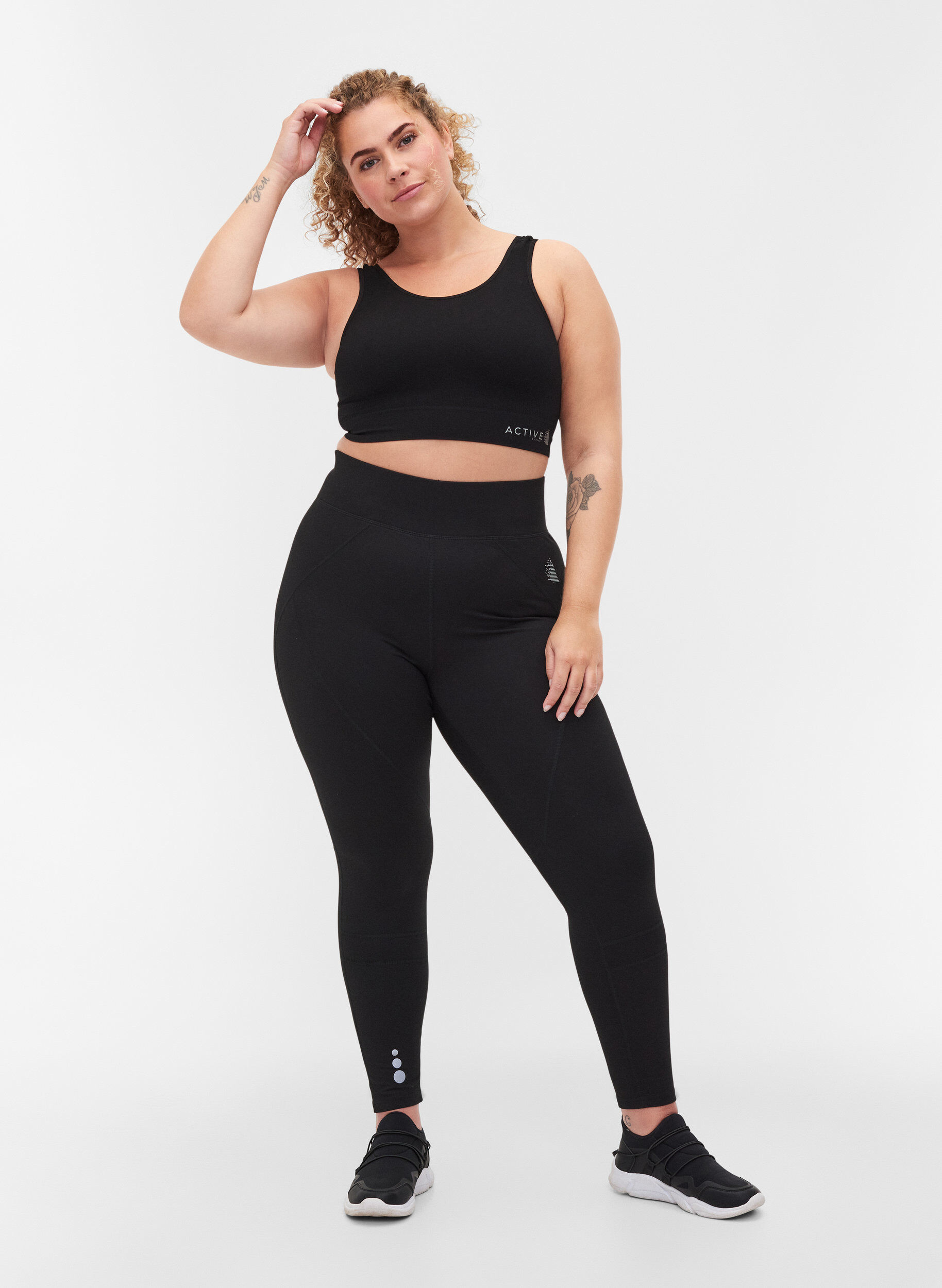 Zizzi Ribbad sport-bh med korsad rygg, Black, Model image number 3