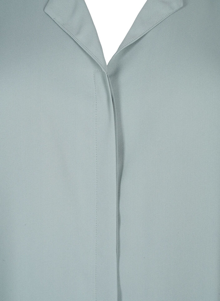 Enfärgad skjorta med V-ringning, Chinois Green, Packshot image number 2