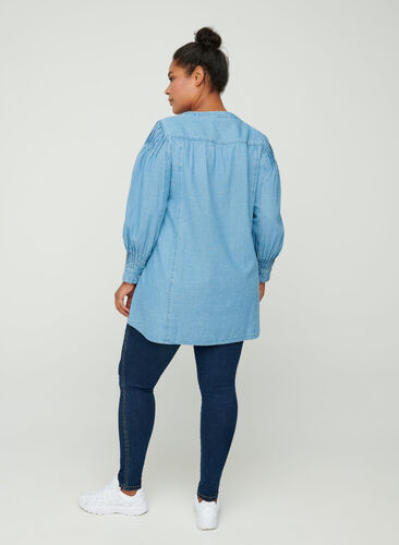 Lång jeansskjorta i bomull, Blue denim ASS, Model image number 1
