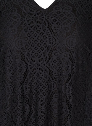 Kortärmad spetsklänning med v-ringning, Black, Packshot image number 2