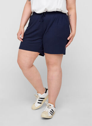 Ribbade shorts med fickor, Navy Blazer, Model image number 2