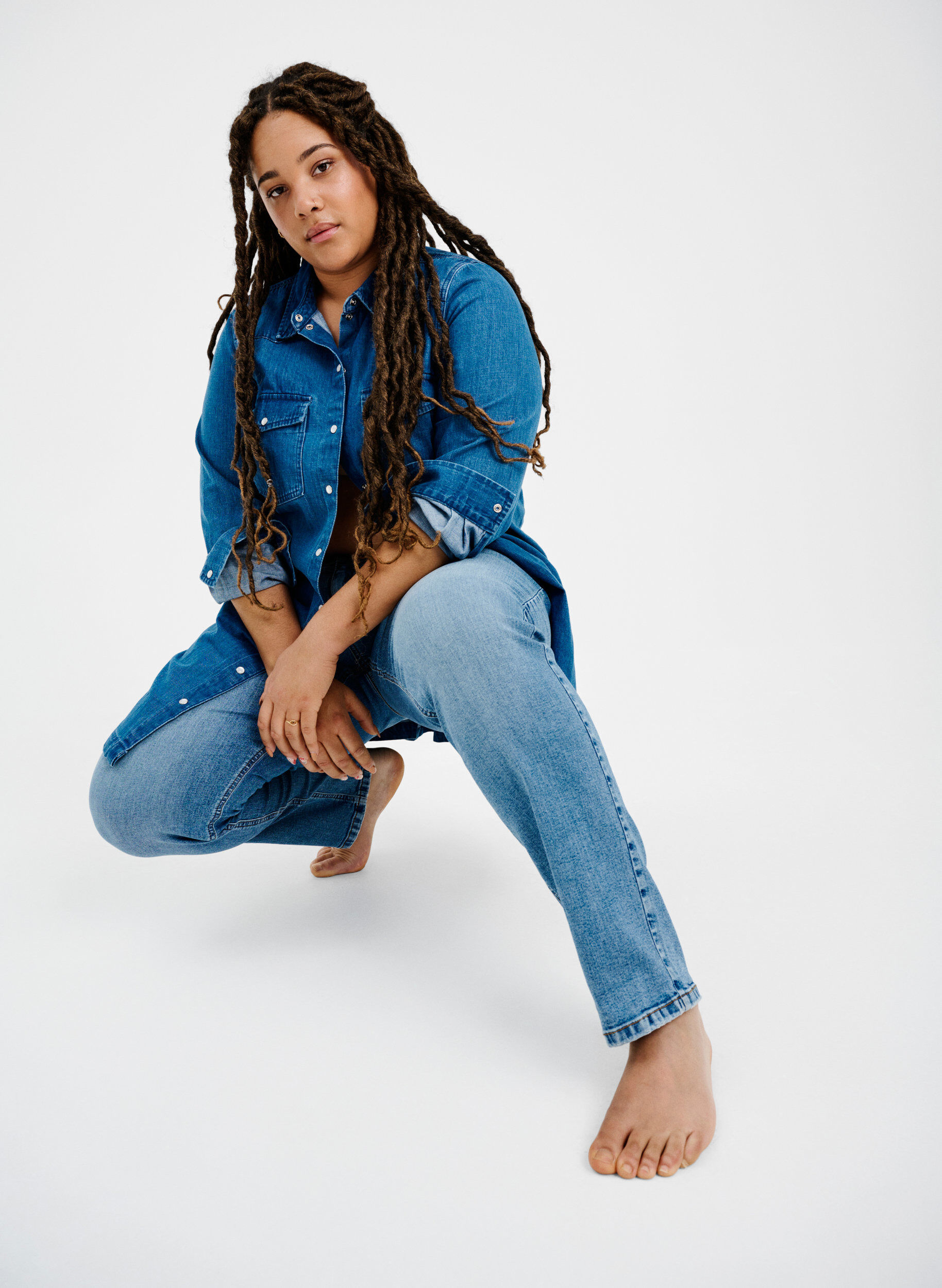 Zizzi Tv&aring;f&auml;rgade Mille Mom Fit-jeans, Lt. B. Comb, Image image number 1