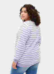 Randig ribbstickad tröja, Lavender Comb., Model