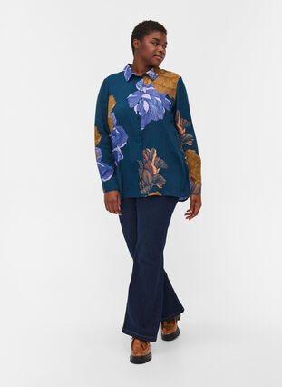 Långärmad viskosskjorta med blommigt mönster, Reflecting Pond AOP, Model image number 2