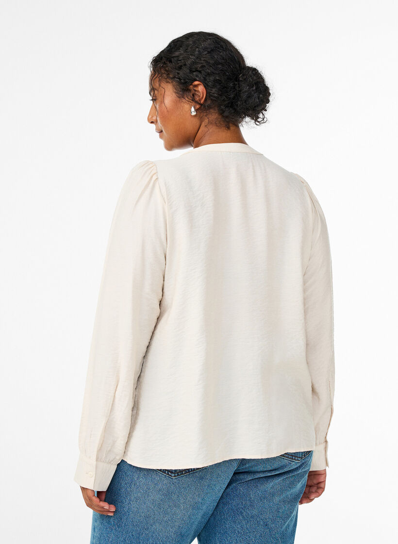 Blus med v-ringning och broderade band, Beige, Model image number 2