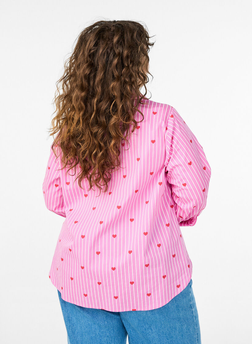 Skjortblus med r&auml;nder och hj&auml;rtan, Rosa, Model image number 2