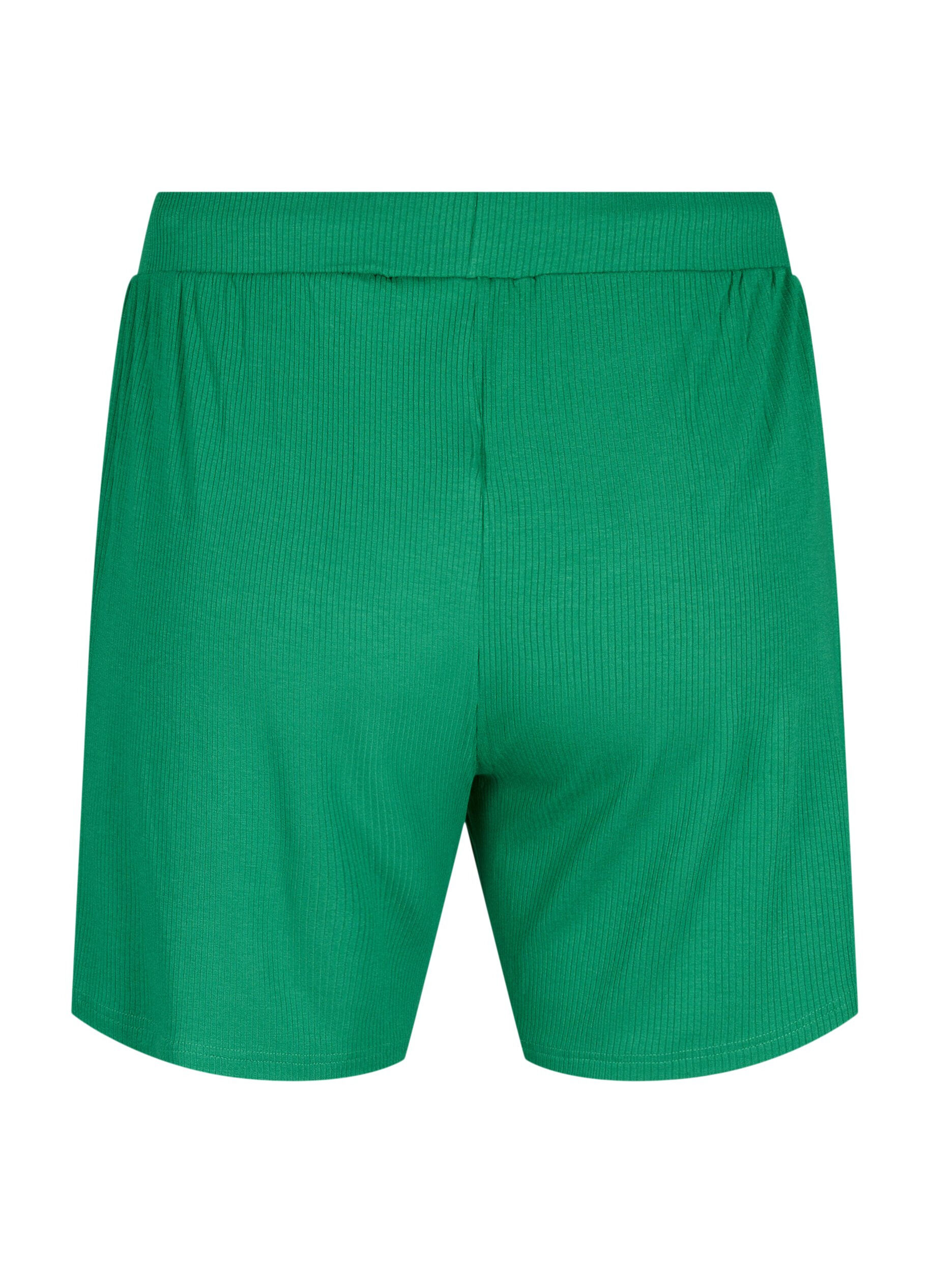 Zizzi L&ouml;st sittande viskosshorts med ribbad kant, Jolly Green, Packshot image number 1