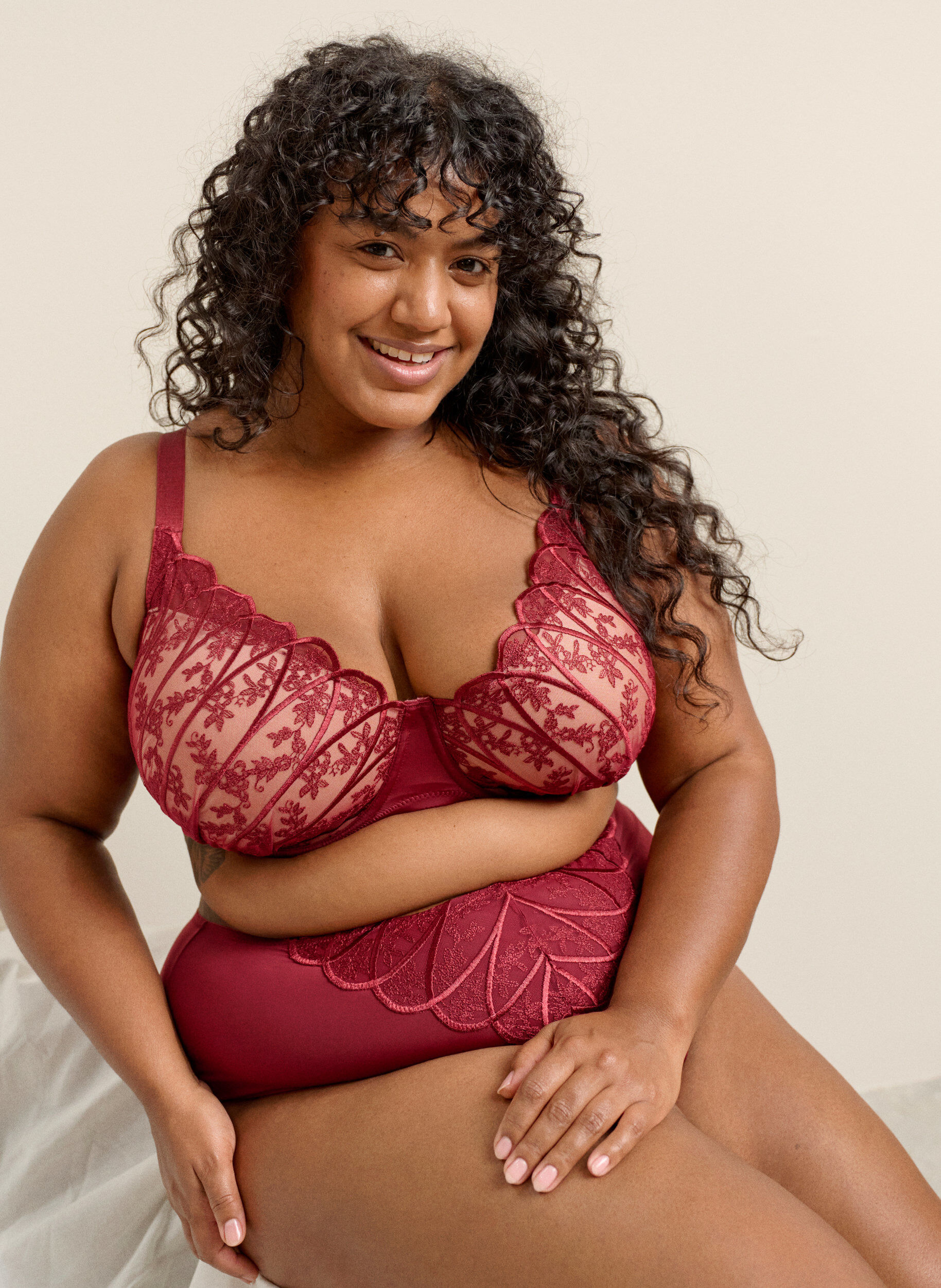 Zizzi Hipsterstring i mikrofiber med spetsdetaljer, M&ouml;rk Bordeaux, Image image number 0