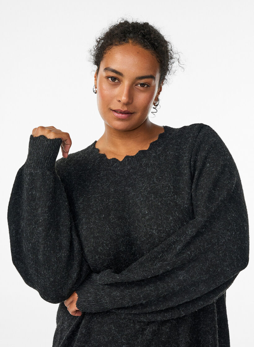 Stickad kort kl&auml;nning med v&aring;gig kant och slitsar, Gr&aring;, Model image number 2