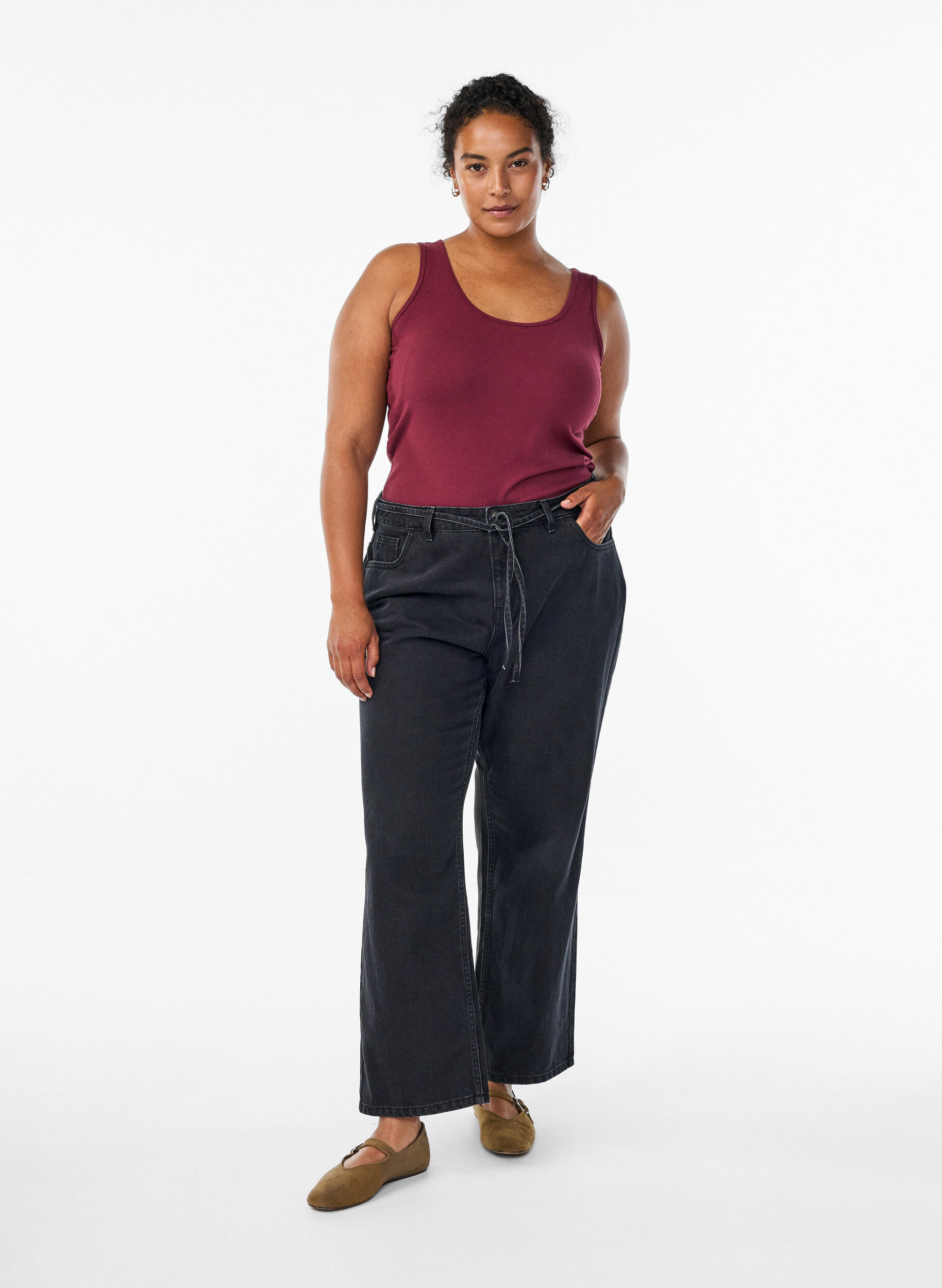 ZizziSolid f&auml;rg bas topp i bomull, M&ouml;rk Bordeaux, Model image number 1