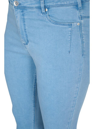 Croppade Amy jeans med blixtlås, Light blue denim, Packshot image number 2